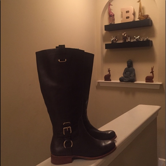Banana Republic Shoes - Banana Republic Brown Boots Sz 7